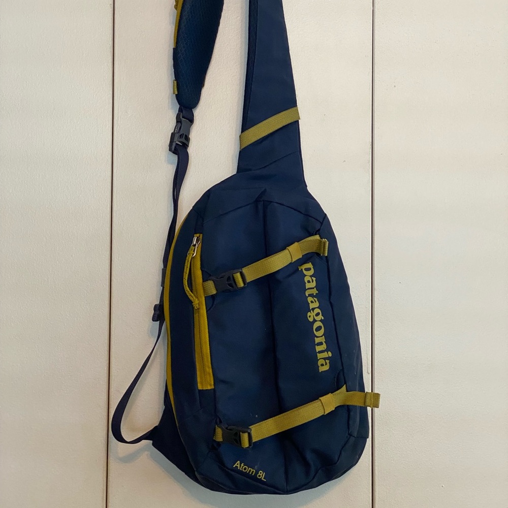 Patagonia Atom Sling Backpack 8L